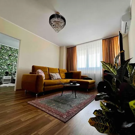 Jungle Home - Gara De Nord-2